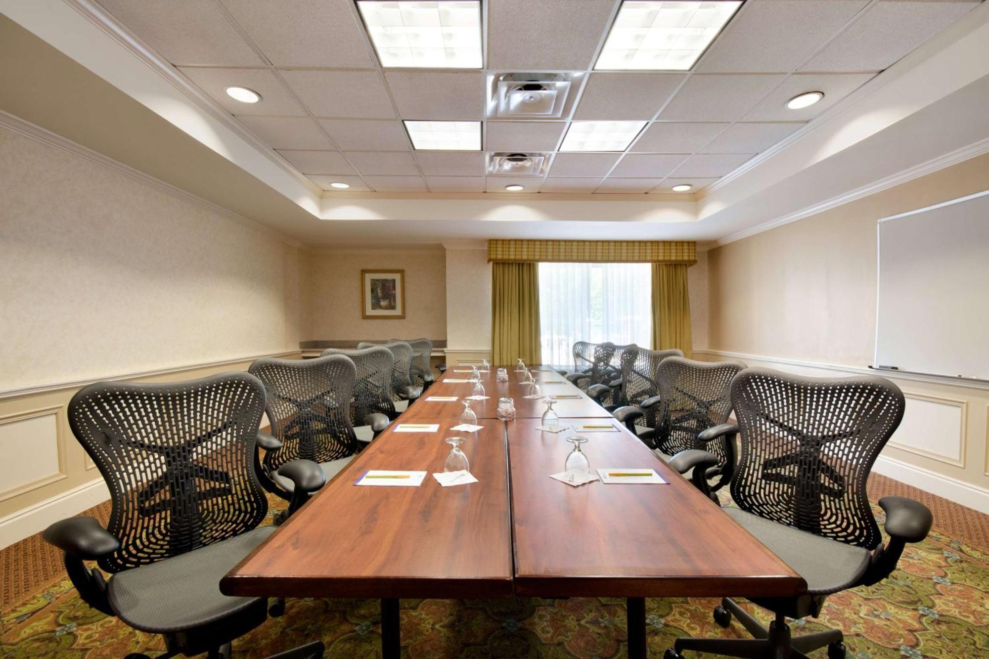 Hilton Garden Inn Atlanta Northpoint Алфарета Екстериор снимка